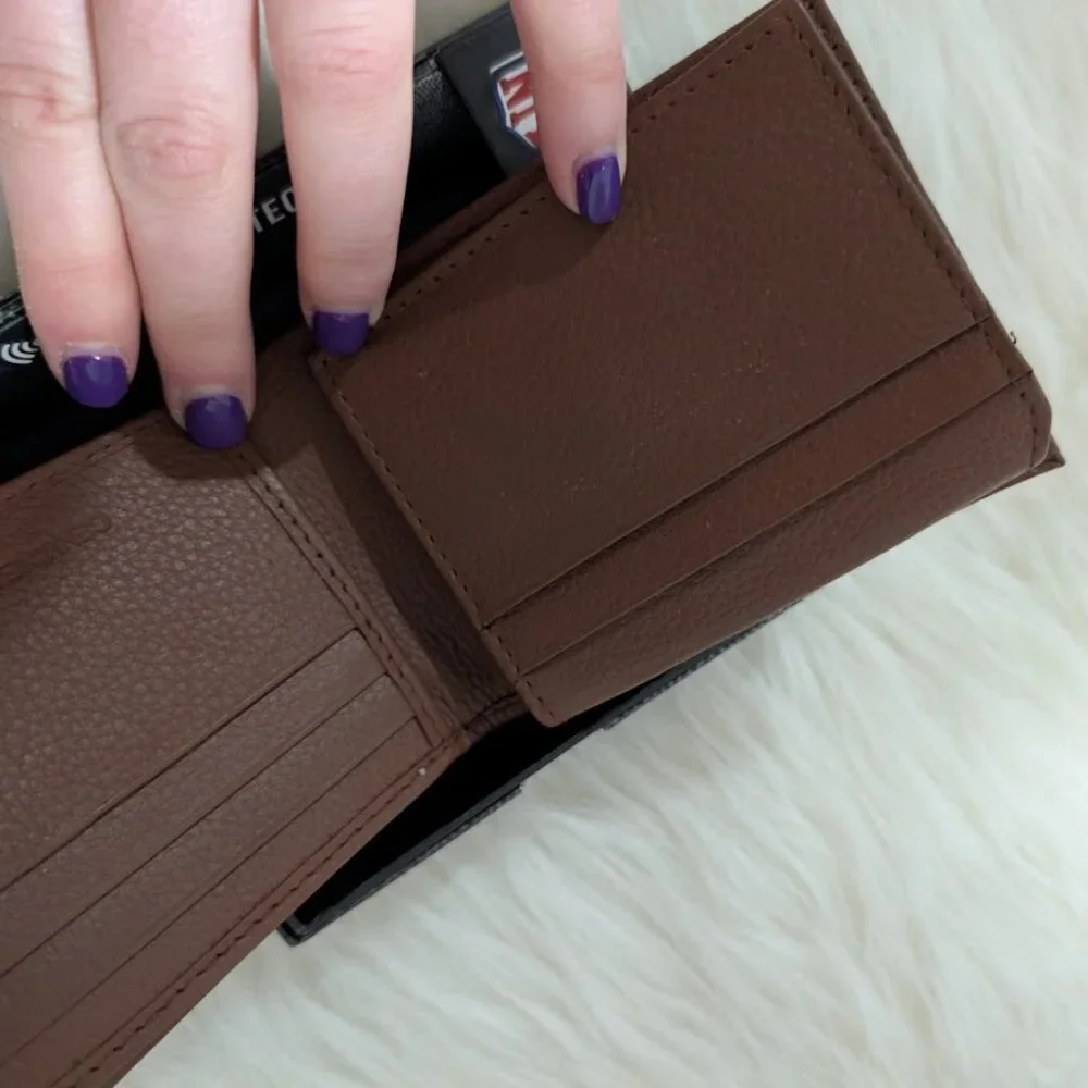 NWT Men's Brown Leather NFL Eagles Wallet